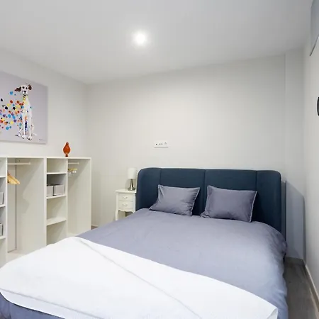 Apartment New 140m2 Loft-style Flat At Town Heart, 3 Beaches Close Casa Leon El Medano (Tenerife)