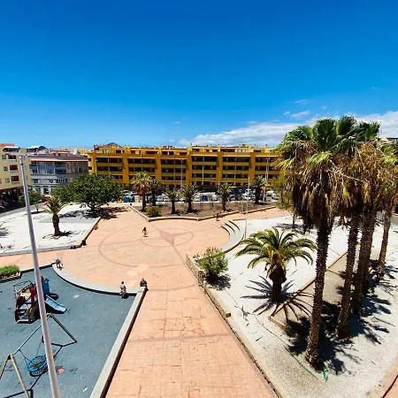 Apartment New 140m2 Loft-style Flat At Town Heart, 3 Beaches Close Casa Leon