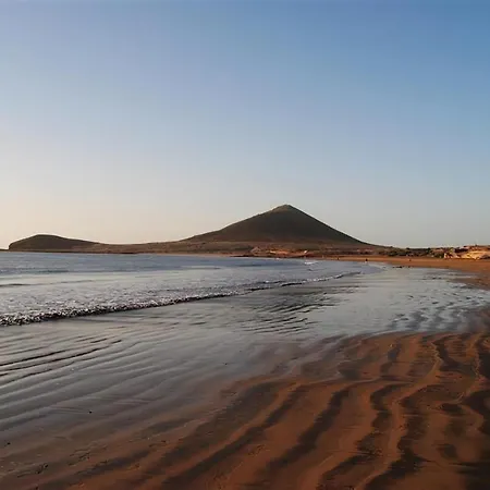Apartment New 140m2 Loft-style Flat At Town Heart, 3 Beaches Close Casa Leon *