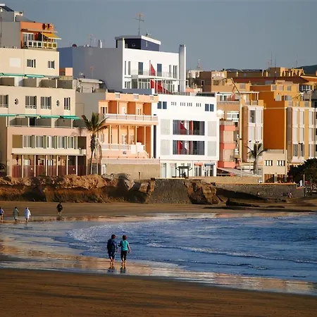 New 140m2 Loft-style Flat At Town Heart, 3 Beaches Close Casa Leon El Medano (Tenerife)